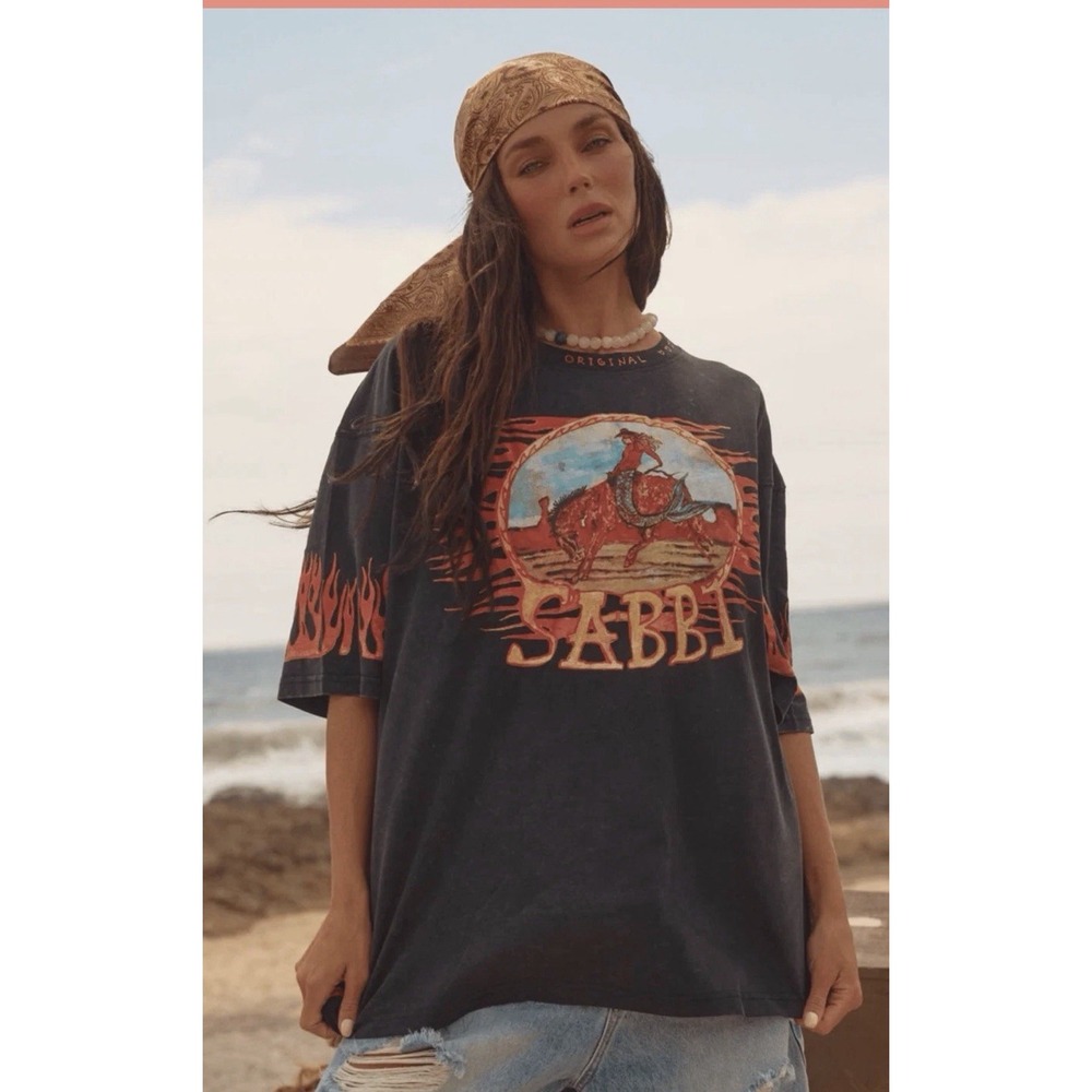 NWT Sabbi AU Flaming Cowboy Logo Flames Fire Oversized XS X-small Horse